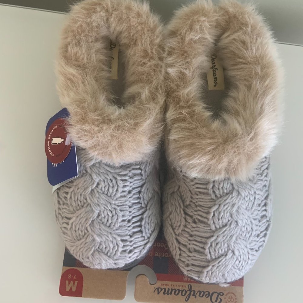 Women's Dearfoam Slippers Medium 7-8 Memory Foam New